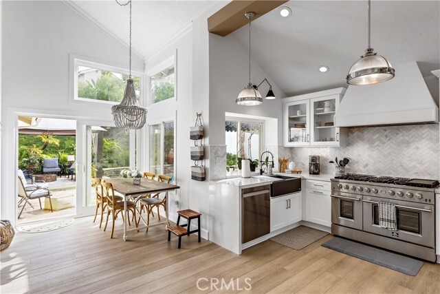 Building Photo - 25662 Cresta Loma