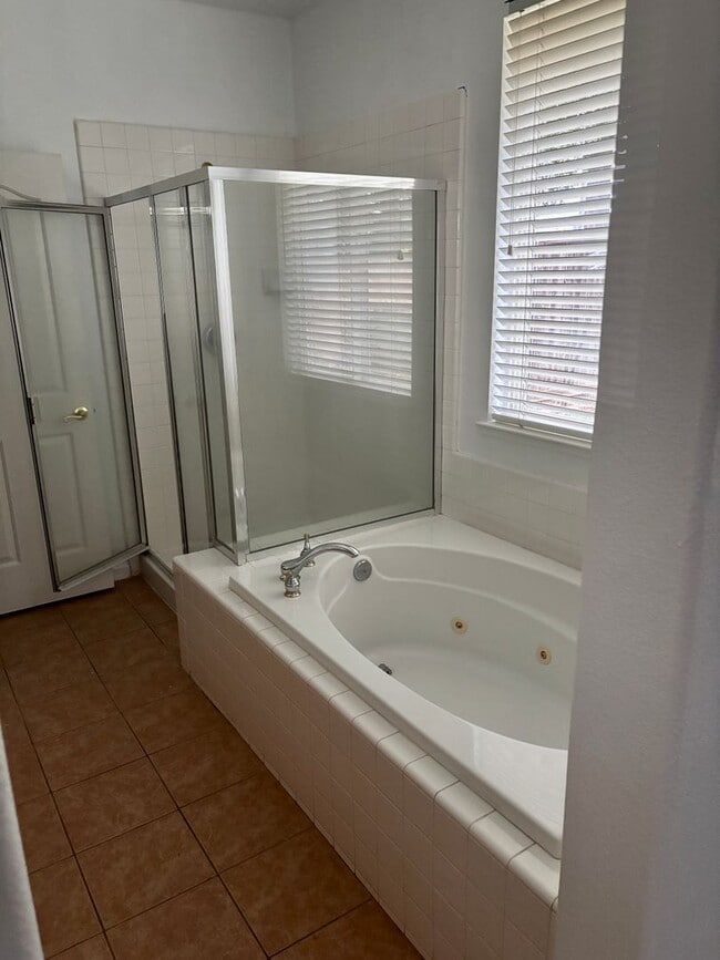 Building Photo - Immaculate 4/2 Single Story (N. Natomas)!   **Please read entire ad for viewings**