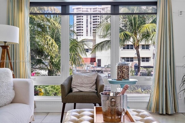 Building Photo - 1361 NE 104th St