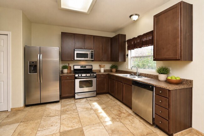 Building Photo - 29631 Turnbury Village Dr