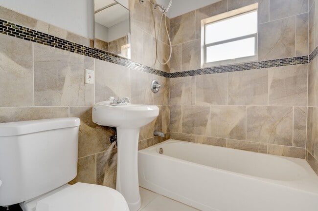 Building Photo - Updated East Delray Duplex | No HOA + Private Yard