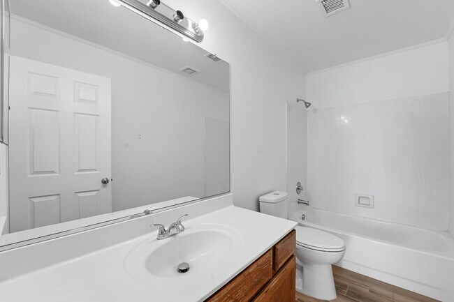 Building Photo - 7842 W Boca Raton Rd