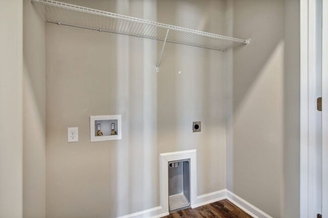 Building Photo - 53 Kennah Ct