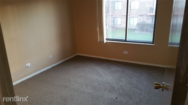 Building Photo - 714 Tullamore Ct
