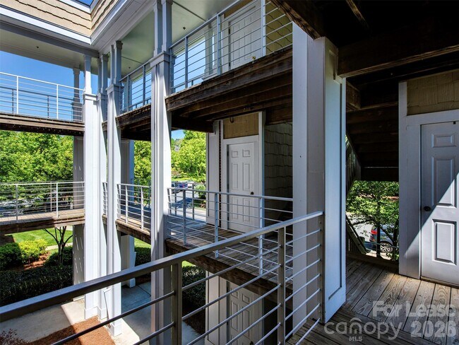 Building Photo - 18521 Harborside Dr