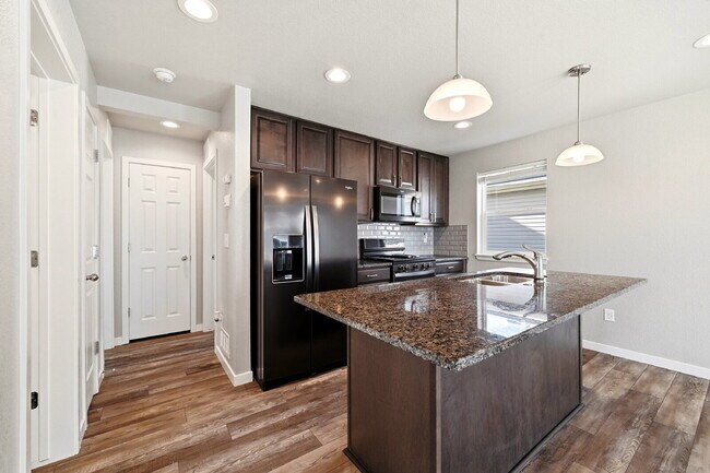 Building Photo - $2,245.95, 3 bed, 2.5 bath, located in Colorado Springs with a Balcony
