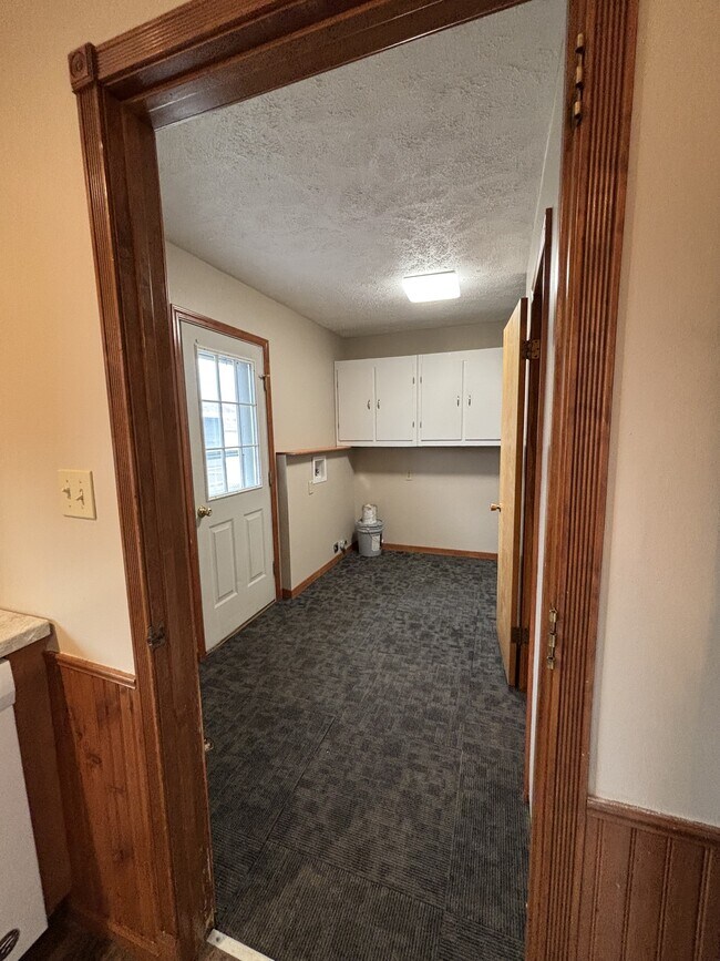 Building Photo - 1001 M St