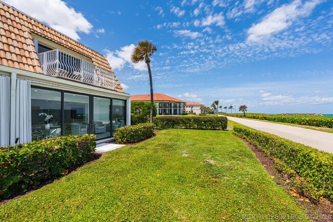 Building Photo - 5720 Old Ocean Blvd