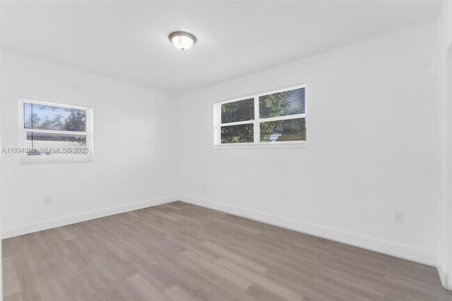 Building Photo - 3051 NW 77th St