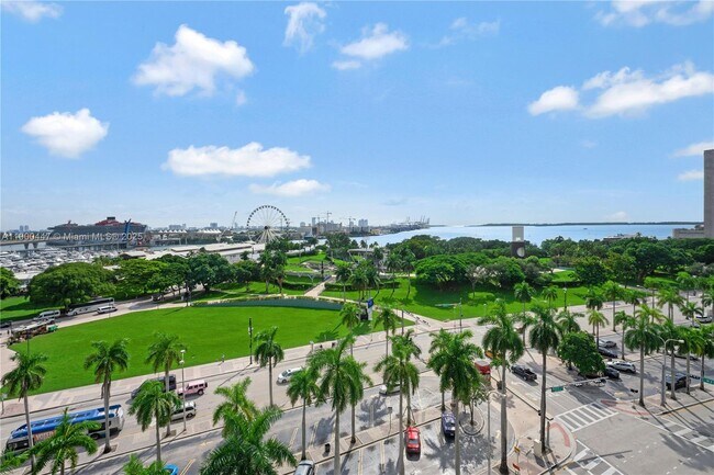 Building Photo - 253 NE 2nd St