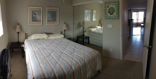 Building Photo - Mostly furnished upstairs 2 bed., 2 full bathroom Kihei Shores condo