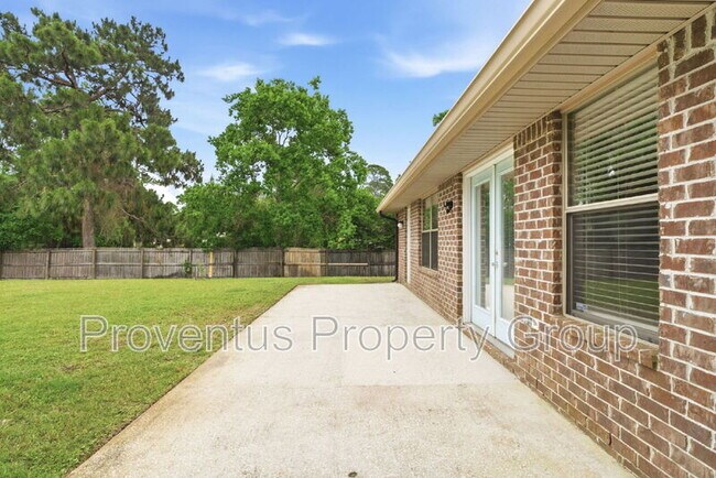 Building Photo - 6768 Indian St
