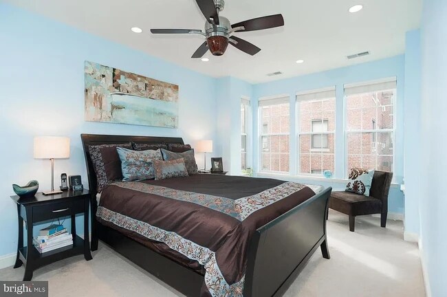 Building Photo - 1451 Belmont St NW