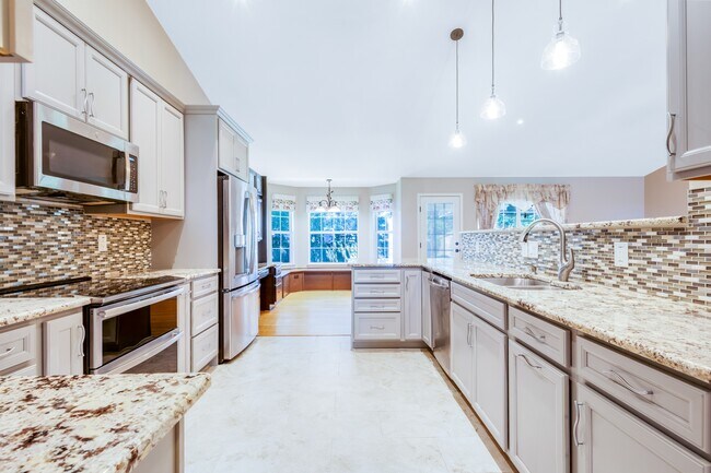 Building Photo - 5534 Berrybrook Cir