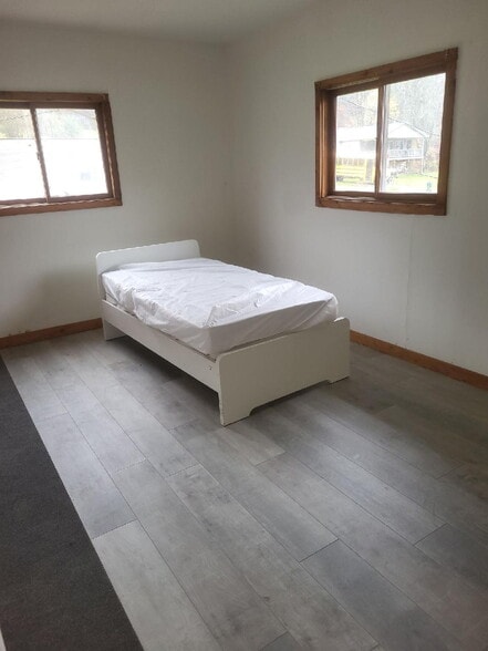 Bedroom 2 - 11129 US-62