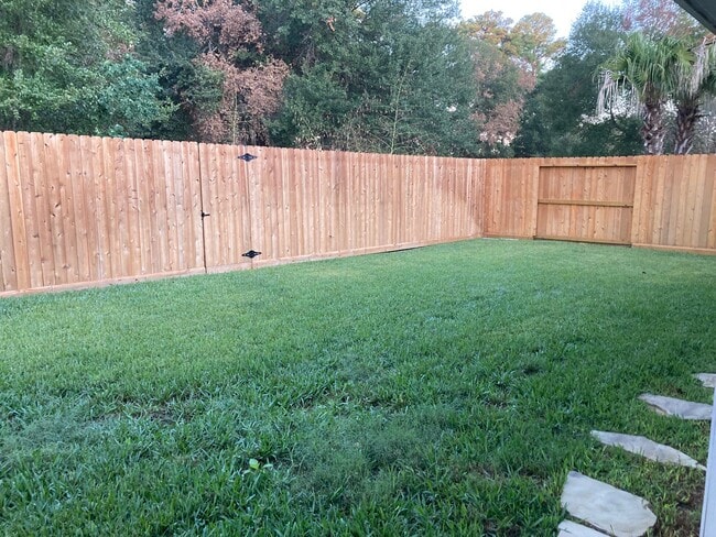 Building Photo - 14423 Dakota Bend Dr