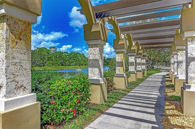 Building Photo - 4957 Sabal Lake Cir