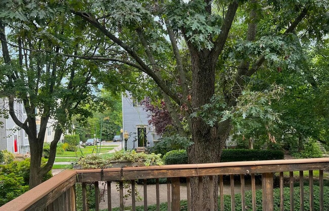 Building Photo - 2304 Hunters Woods Plaza