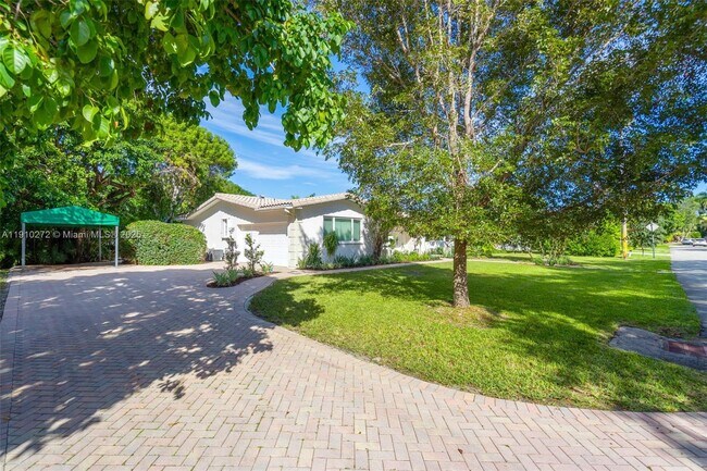 Building Photo - 7021 SW 107th St