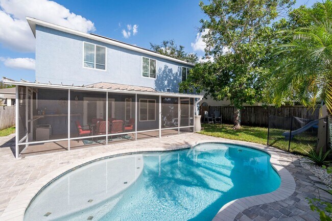 Building Photo - STUNNING 4-BED, 3-BATH HOME WITH SOLAR PANELS IN TAMPA, FL!