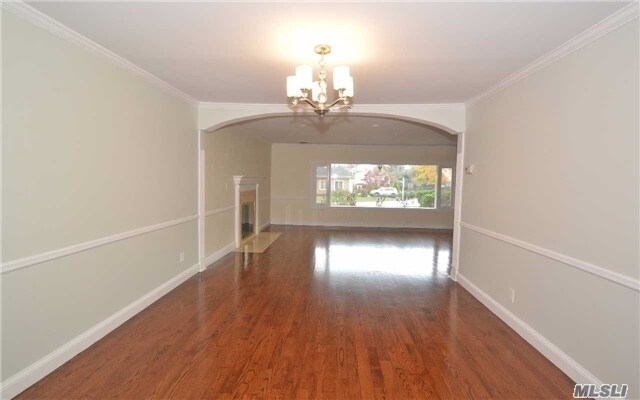 Building Photo - 30 Grist Mill Ln