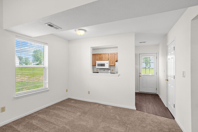 Building Photo - 3504 Delmar Ct