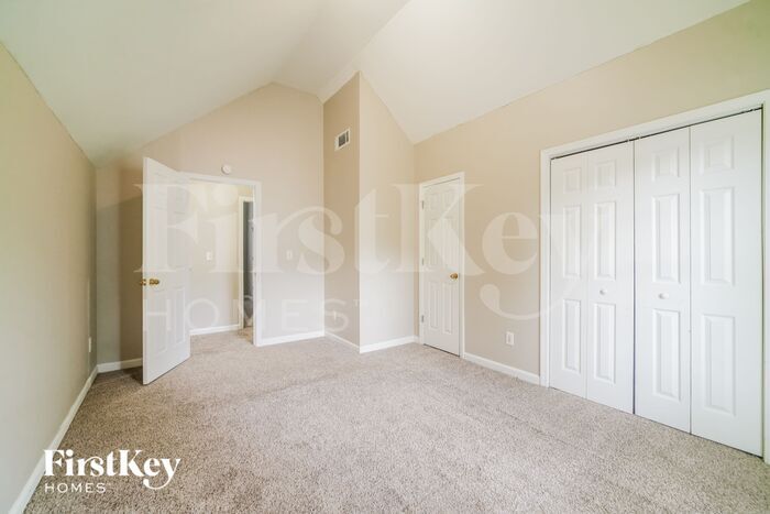 Building Photo - 6819 Wood Gate Way