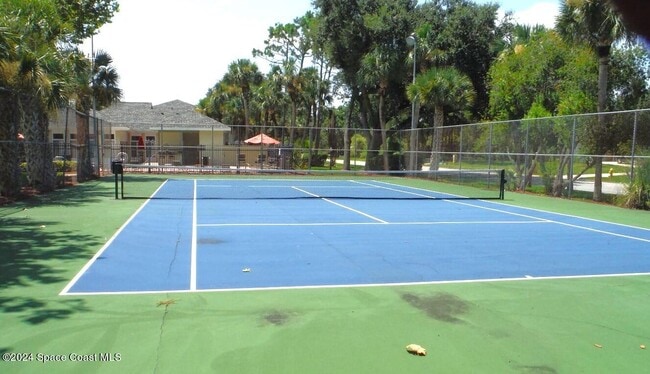 Building Photo - 3575 Sable Palm Ln