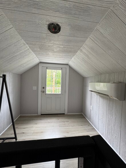 Building Photo - 1058 Johnnie Bud Ln