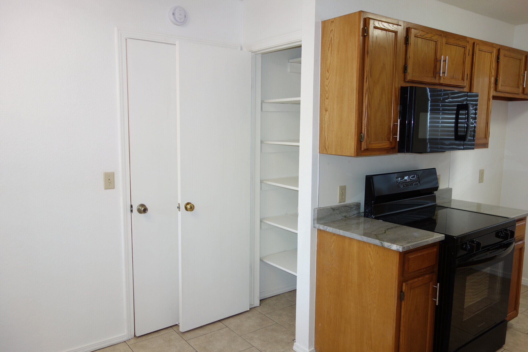 Pantry - 6656 S Utica Pl