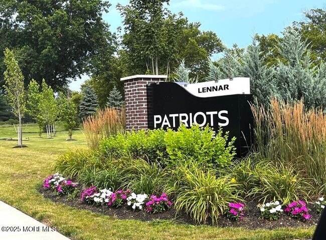 Building Photo - 63 Bataan Ave