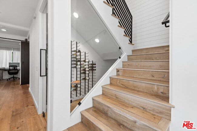 Building Photo - 23477 Palm Dr