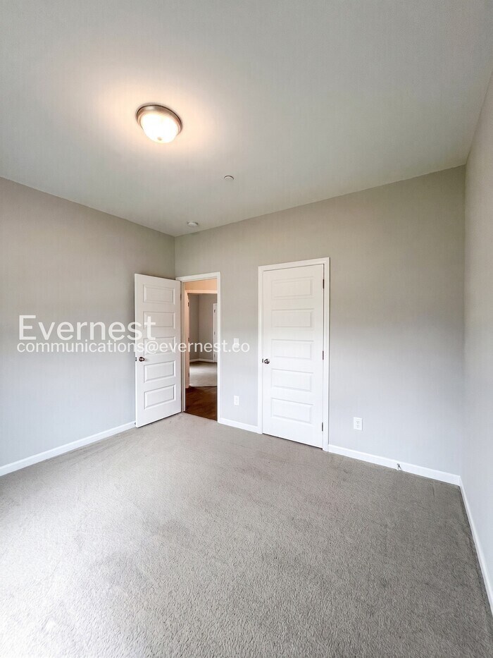 Building Photo - 1115 Prospect Ct