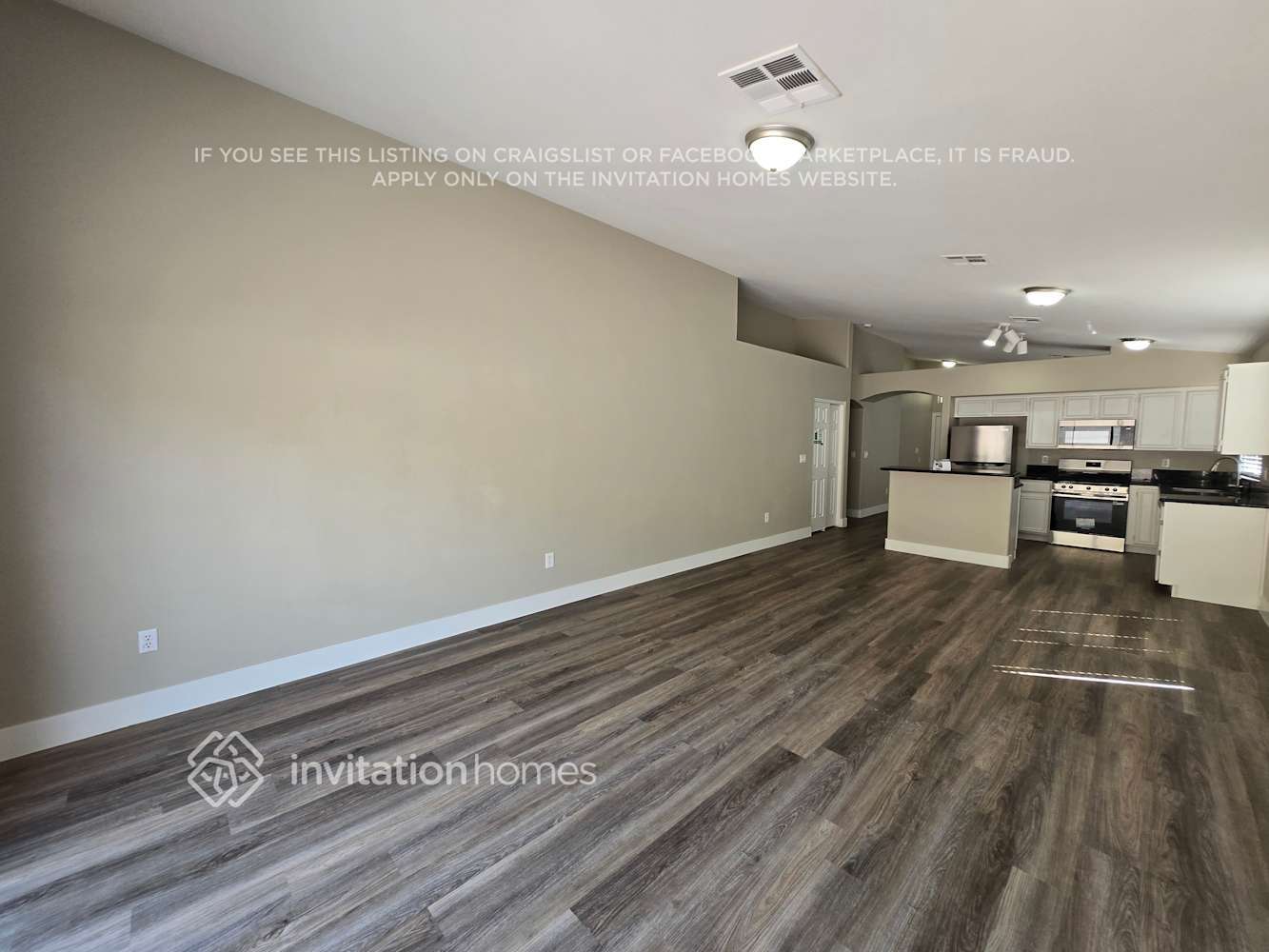 Building Photo - 1718 Watercreek Dr