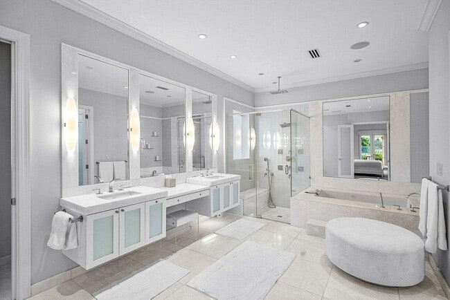 Building Photo - 1620 Lands End Rd