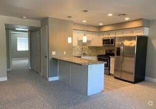 Building Photo - Stunning 2 Bedroom Condo At Rock Springs!