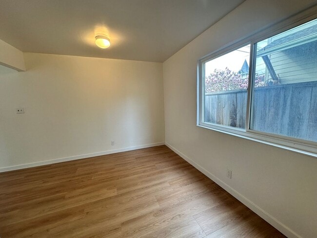 Building Photo - Cunliffe