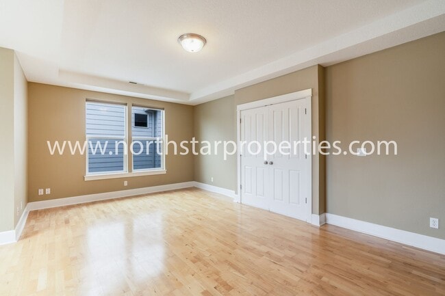 Building Photo - 20462 SW Arnold Pl