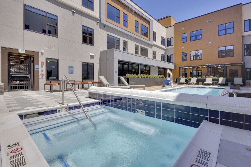 Building Photo - Ridian