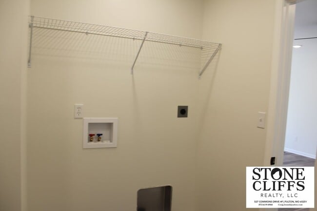 Building Photo - 904 Scott Station Rd