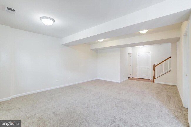 Building Photo - 25767 Double Bridle Terrace