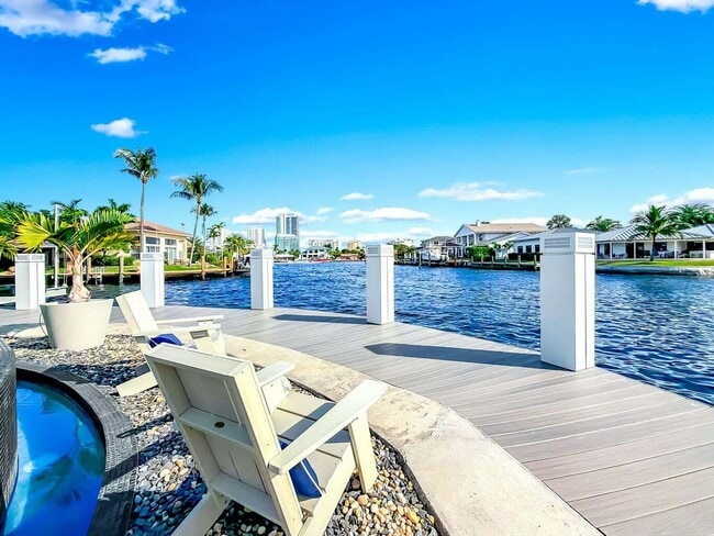 Building Photo - 2628 SE 10th St