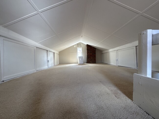 Building Photo - 1644 McFarland Rd