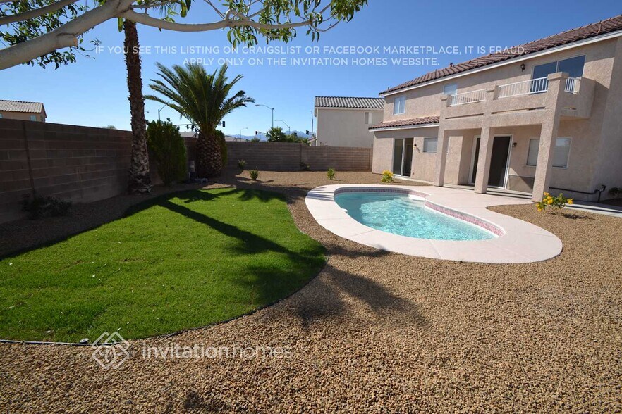 Building Photo - 3608 Russian Olive St