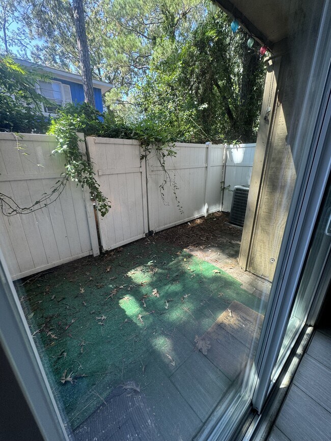 Building Photo - 6510 Wildwood Trail