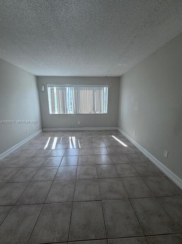 Building Photo - 14850 Naranja Lakes Blvd