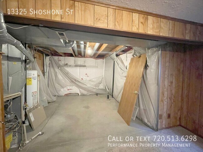 Building Photo - 13325 Shoshone St