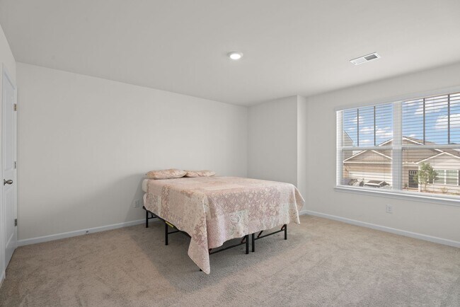 Building Photo - NEW BUILD! AMENITIES!! Lease Only.