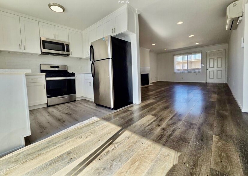 Building Photo - 4225 Inglewood Blvd