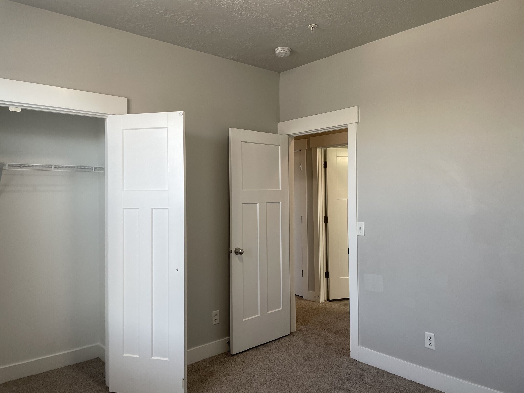 Building Photo - 13092 S Tortola Dr